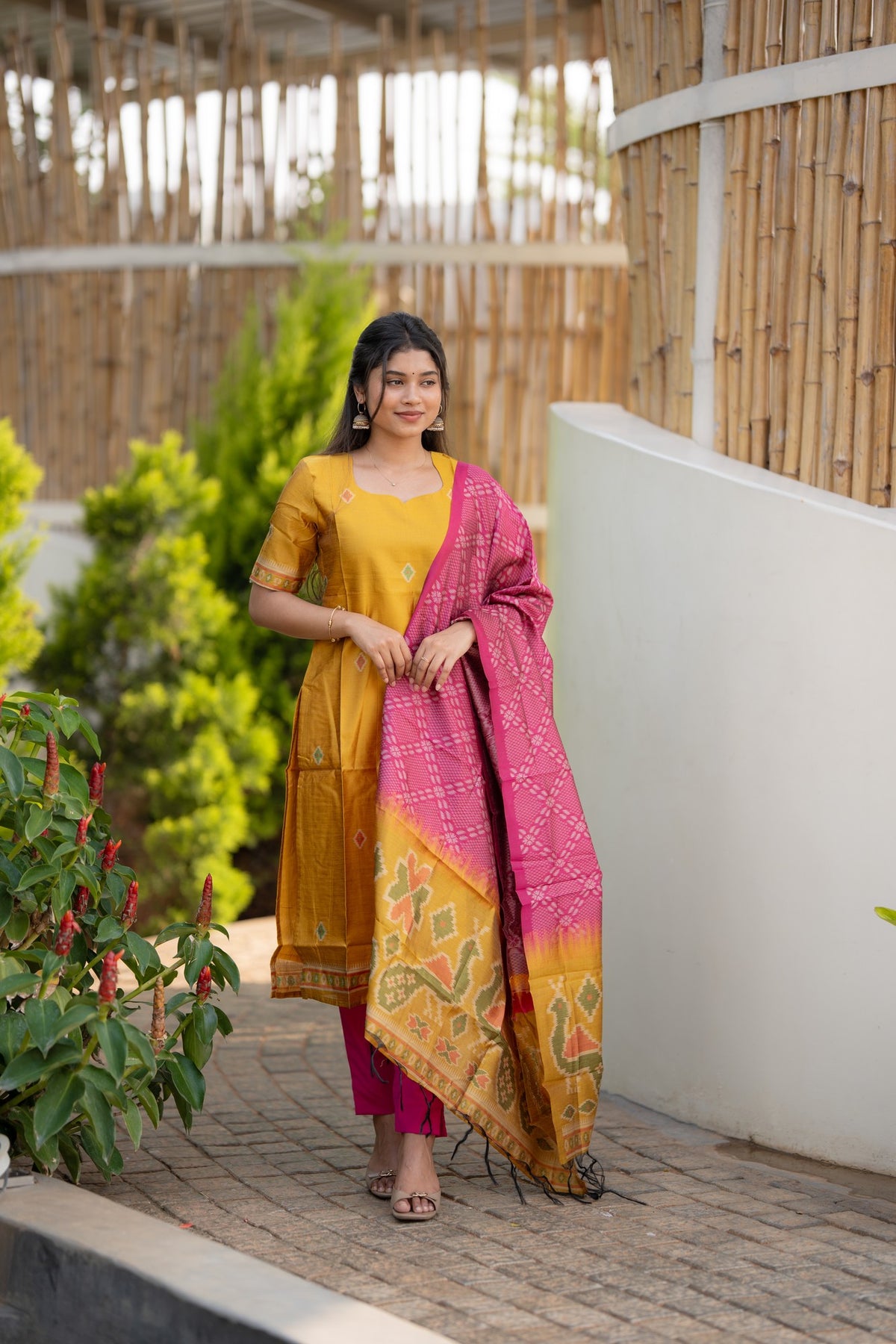 Gulabi Gold 3-piece Kurti set