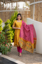Gulabi Gold 3-piece Kurti set