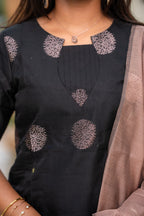 Noir Elegance 3-Piece Kurti Set