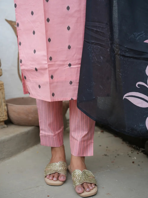 Cotton co-ord sets with printed dupatta