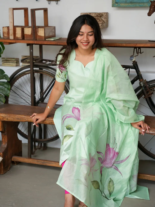 Elegant Floral Kurti with Dupatta